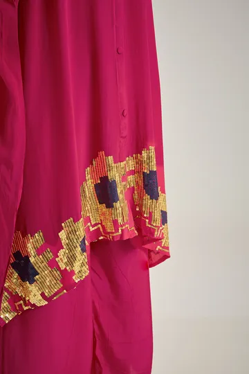 Dark Pink Crepe Sequins Hand Embroidered Kaftan Set image 4