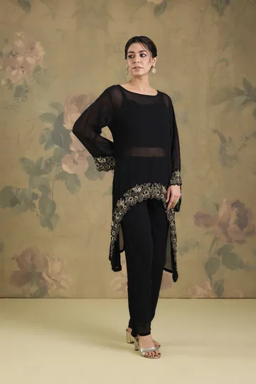 Indowestern Coordset In Georgette With Handwork image 3